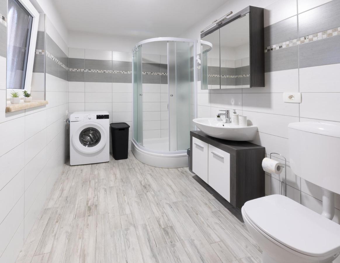 Apartments Gea Lucija Dış mekan fotoğraf